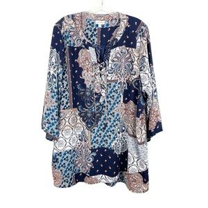 Avenue Paisley Patchwork Style Tunic Blouse Lace Up Accent Blue + White Sz 18/20